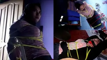 Ukhti Pasrah Diikat Jilbab Permainan BDSM Liar